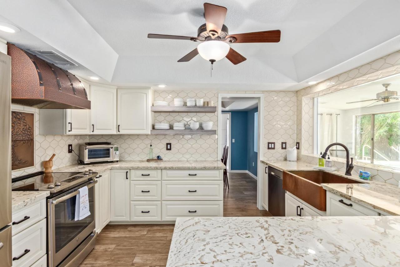Retreat At Pebble Beach Темпе Экстерьер фото